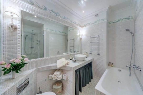 Как выбрать зеркало для ванной комнаты правильно: полезные советы от профессиональных дизайнеров.